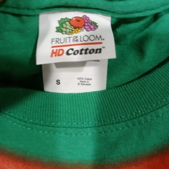 Christmas t-shirt green size medium - Picture 2 of 4